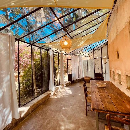 Tres Belle Rotonde Deco Boheme, Tennis, Parking 尼姆 外观 照片