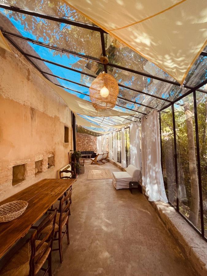 Tres Belle Rotonde Deco Boheme, Tennis, Parking 尼姆 外观 照片