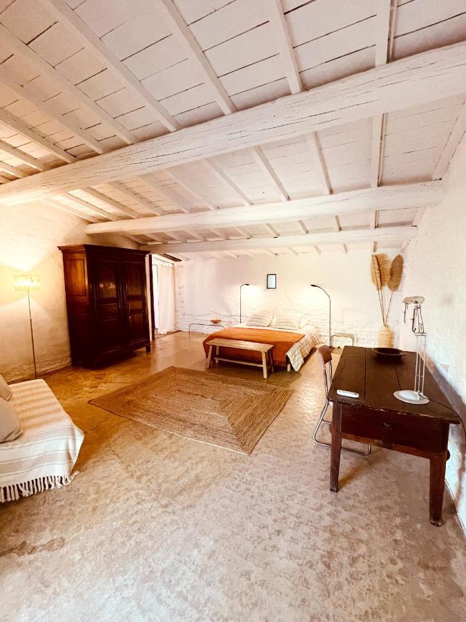 Tres Belle Rotonde Deco Boheme, Tennis, Parking 尼姆 外观 照片