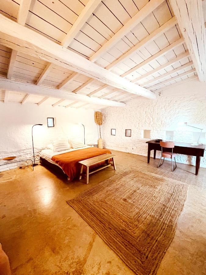 Tres Belle Rotonde Deco Boheme, Tennis, Parking 尼姆 外观 照片